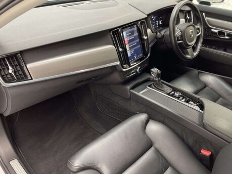 Volvo S90 2.0 S90 Momentum Pro D4 Auto 4dr 28
