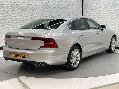 Volvo S90 2.0 S90 Momentum Pro D4 Auto 4dr 3