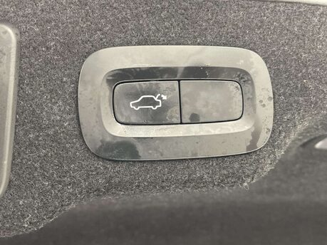 Volvo S90 2.0 S90 Momentum Pro D4 Auto 4dr 11
