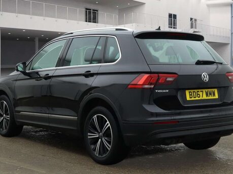 Volkswagen Tiguan 2.0 Tiguan SE Nav TDI BlueMotion Technology Semi-Auto 5dr 8