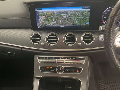 Mercedes-Benz E Class 2.0 E 300 AMG Line Premium de Auto 5dr 6