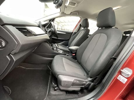 BMW 2 Series 1.5 218I SE Auto 5dr 29
