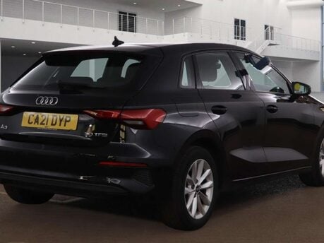 Audi A3 1.0 A3 Sportback 30 TFSI Technik 5dr 9