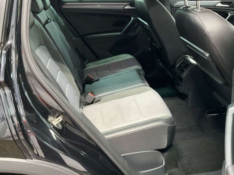 Volkswagen Tiguan 1.5 Tiguan R-Line TSi Evo Semi-Auto 5dr 5