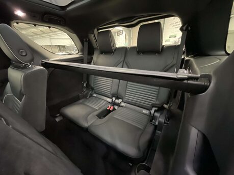 Land Rover Discovery 2.0 SD4 HSE Auto 4WD Euro 6 (s/s) 5dr 36