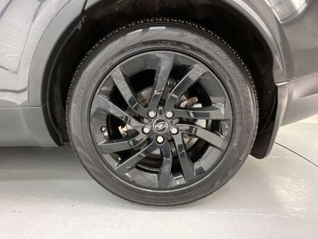 Land Rover Discovery 2.0 SD4 HSE Auto 4WD Euro 6 (s/s) 5dr 42