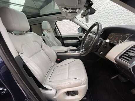Land Rover Range Rover Sport 3.0 SD V6 HSE Auto 4WD Euro 6 (s/s) 5dr 26