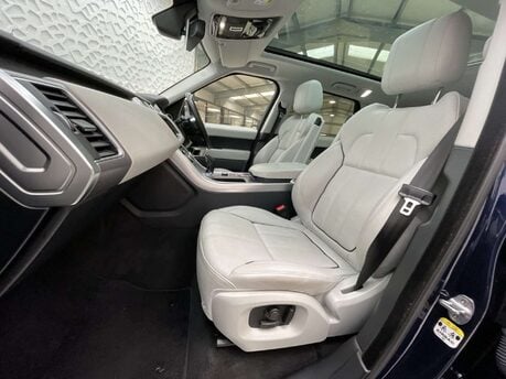 Land Rover Range Rover Sport 3.0 SD V6 HSE Auto 4WD Euro 6 (s/s) 5dr 28