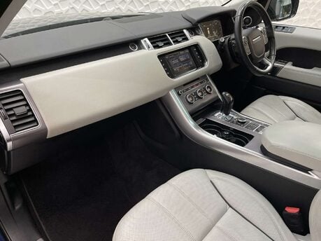 Land Rover Range Rover Sport 3.0 SD V6 HSE Auto 4WD Euro 6 (s/s) 5dr 27