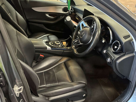 Mercedes-Benz C Class 1.5 C 200 Sport Auto 4dr 3