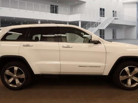 Jeep Grand Cherokee 3.0 Grand Cherokee CRD Limited+ 4x4 Auto 4WD 5dr 13