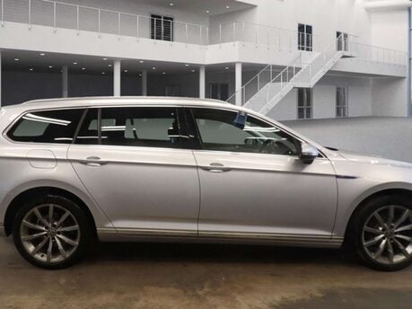 Volkswagen Passat 1.4 Passat GTe Advance Semi-Auto 5dr 11