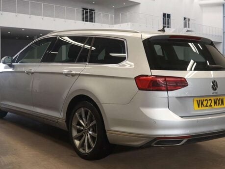 Volkswagen Passat 1.4 Passat GTe Advance Semi-Auto 5dr 8