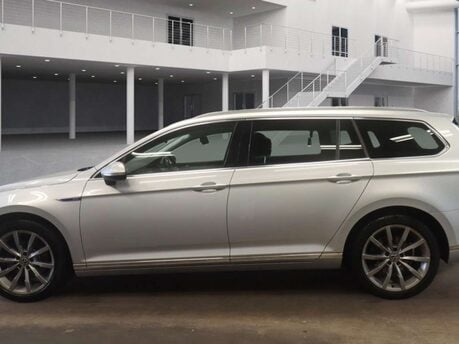 Volkswagen Passat 1.4 Passat GTe Advance Semi-Auto 5dr 12