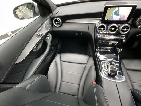 Mercedes-Benz C Class 2.1 C220 AMG Line Premium+ Bluetec Auto 4dr 29
