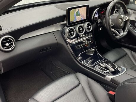 Mercedes-Benz C Class 2.1 C220 AMG Line Premium+ Bluetec Auto 4dr 27