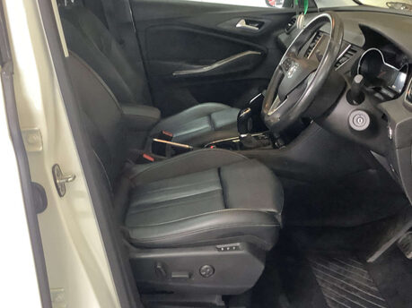 Vauxhall Grandland X 1.5 Grandland X Elite Nav TD Auto 5dr 3