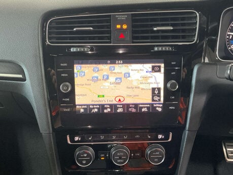 Volkswagen Golf 2.0 Golf R TSi 4Motion Semi-Auto 4WD 3dr 6