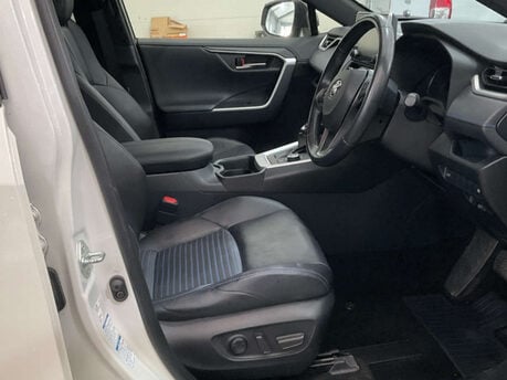 Toyota Rav4 2.5 RAV4 Dynamic HEV CVT 4WD 5dr 3