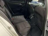 Volkswagen Golf 2.0 Golf R TSi Semi-Auto 4WD 5dr 4