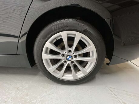 BMW 3 Series 2.0 330e SE Auto 4dr 45