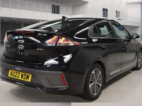 Hyundai IONIQ 1.6 IONIQ Premium PHEV Semi-Auto 5dr 9