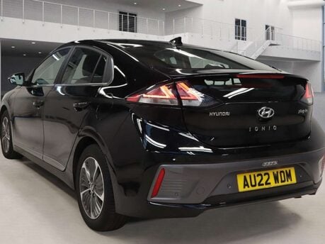 Hyundai IONIQ 1.6 IONIQ Premium PHEV Semi-Auto 5dr 8