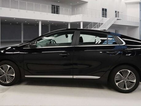 Hyundai IONIQ 1.6 IONIQ Premium PHEV Semi-Auto 5dr 12
