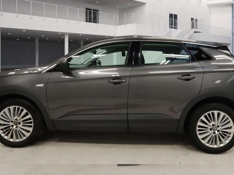Vauxhall Grandland X 1.2 Grandland X Tech Line Nav T S/S Auto 5dr 8