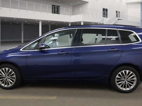 BMW 2 Series 2.0 220I Luxury Auto 5dr 13