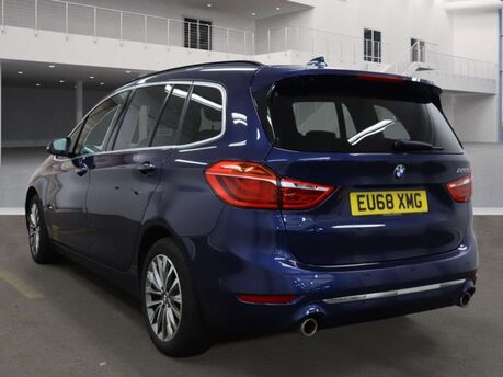 BMW 2 Series 2.0 220I Luxury Auto 5dr 9