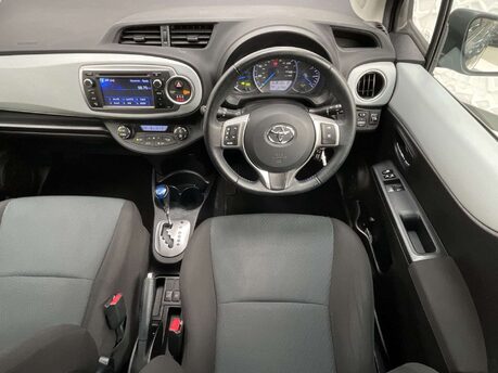 Toyota Yaris 1.5 Yaris T4 Hybrid CVT 5dr 26