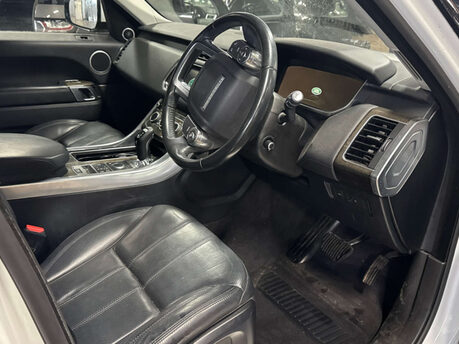 Land Rover Range Rover Sport 3.0 Range Rover Sport HSE SDV6 Auto 4WD 5dr 3