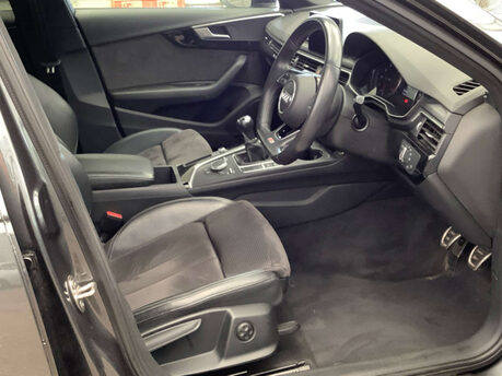 Audi A4 1.4 A4 Black Edition TFSI 5dr 3