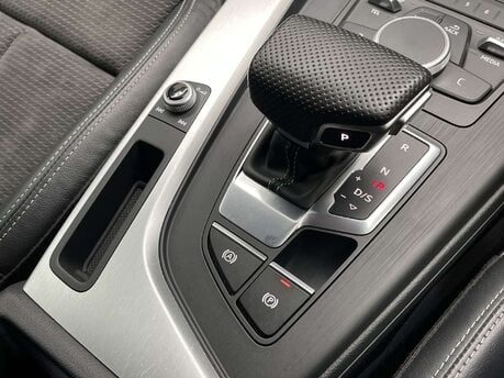 Audi A5 2.0 A5 Sportback 40 TFSI S Line Semi-Auto 5dr 36