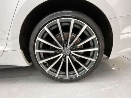 Audi A5 2.0 A5 Sportback 40 TFSI S Line Semi-Auto 5dr 46