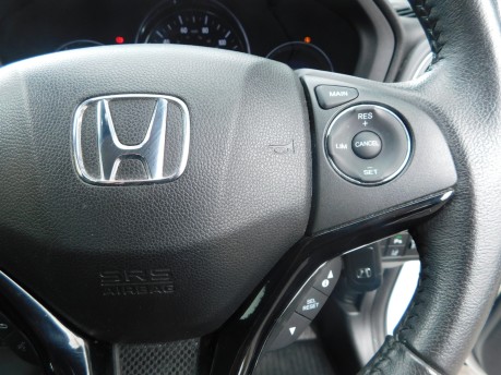 Honda HR-V 1.5 I-VTEC SE 13
