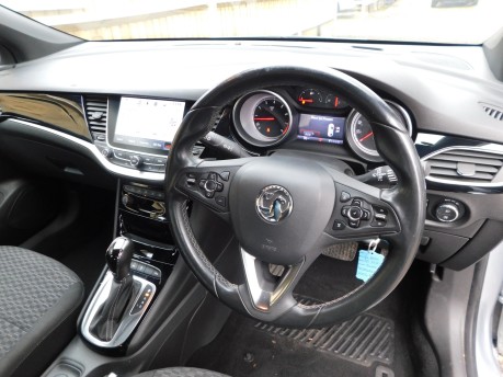 Vauxhall Astra 1.4T SRI NAV S/S SPORT TOURER AUTOMATIC 11