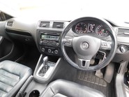 Volkswagen Jetta 1.6 TDi SE BLUEMOTION TECHNOLOGY DSG AUTOMATIC 14