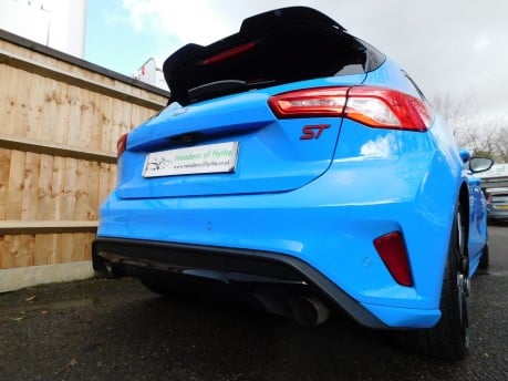 Ford Focus ST Edition 2.3T EcoBoost 5dr 5