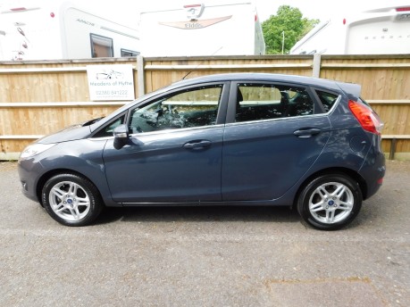 Ford Fiesta 1.6 ZETEC AUTOMATIC 5dr 7