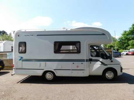 Auto-Trail Apache 600 SE 4 BERTH MOTORHOME 6