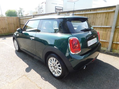 Mini Hatch 1.5 COOPER CHILLI/MEDIA XL AUTOMATIC 3DR 6