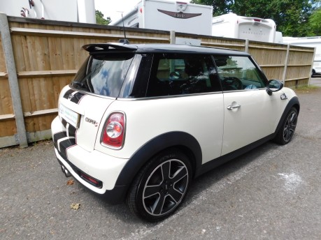 Mini Hatch COOPER S 1.6 CHILLI 3dr 4