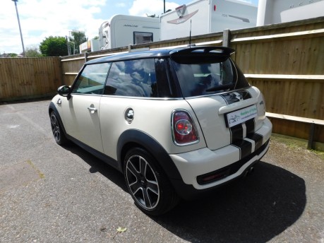 Mini Hatch COOPER S 1.6 CHILLI 3dr 6