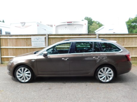 Skoda Octavia LAURIN AND KLEMENT 2.0 TDI DSG AUTOMATIC 7