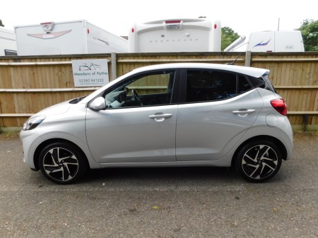 Hyundai i10 1.2 MPI PREMIUM AUTOMATIC 5dr 7