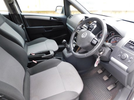 Vauxhall Zafira EXCLUSIV 1.6 7 SEAT 5dr 12