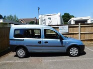 Vauxhall Combo TOUR ESSENTIA 1.3 CDTI WHEELCHAIR ACCESSIBLE VEHICLE AUTOMATIC 3