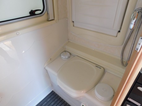 Auto-Sleepers Talisman 4 BERTH MOTORHOME **ONE OWNER** 2.8 HDi 26